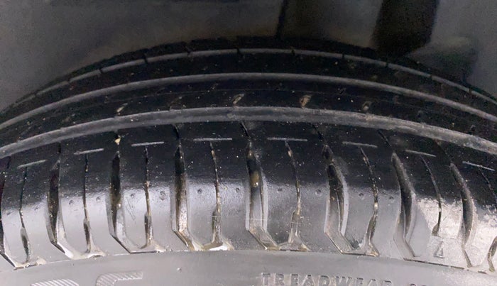 2018 Maruti Dzire VXI, Petrol, Manual, 74,628 km, Left Rear Tyre Tread