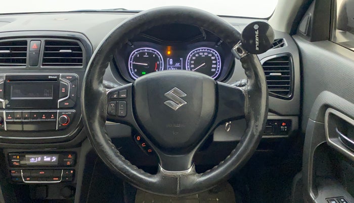 2016 Maruti Vitara Brezza ZDI, Diesel, Manual, 1,12,913 km, Steering Wheel Close Up