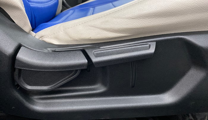 2019 Hyundai VENUE 1.0 TURBO GDI SX+ AT, Petrol, Automatic, 31,757 km, Driver Side Adjustment Panel