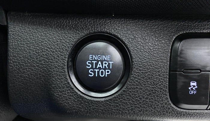 2019 Hyundai VENUE 1.0 TURBO GDI SX+ AT, Petrol, Automatic, 31,757 km, Keyless Start/ Stop Button