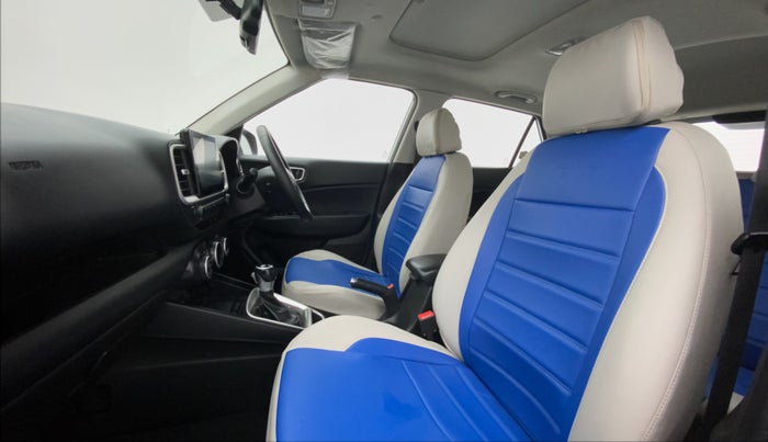 2019 Hyundai VENUE 1.0 TURBO GDI SX+ AT, Petrol, Automatic, 31,757 km, Right Side Front Door Cabin