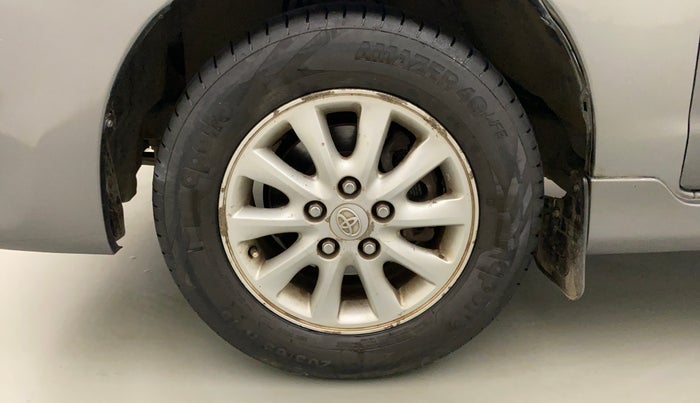 2013 Toyota Innova 2.5 VX 7 STR, Diesel, Manual, 79,391 km, Left Front Wheel