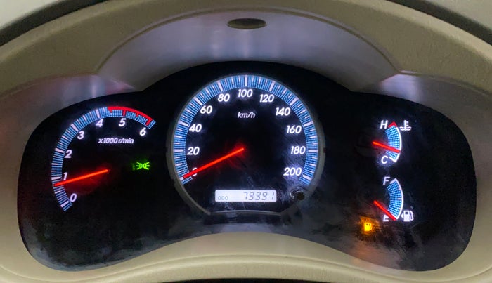 2013 Toyota Innova 2.5 VX 7 STR, Diesel, Manual, 79,391 km, Odometer Image