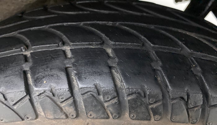 2018 Maruti Wagon R 1.0 LXI CNG, CNG, Manual, 50,257 km, Left Rear Tyre Tread