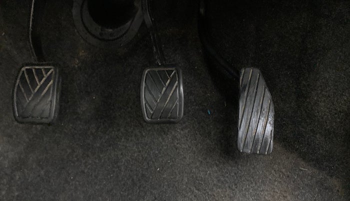 2018 Maruti Wagon R 1.0 LXI CNG, CNG, Manual, 50,257 km, Pedals