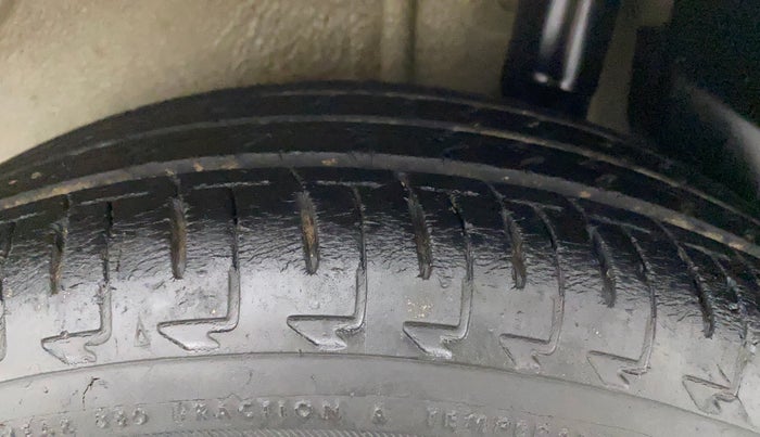2017 Maruti IGNIS SIGMA 1.2, Petrol, Manual, 51,705 km, Left Rear Tyre Tread