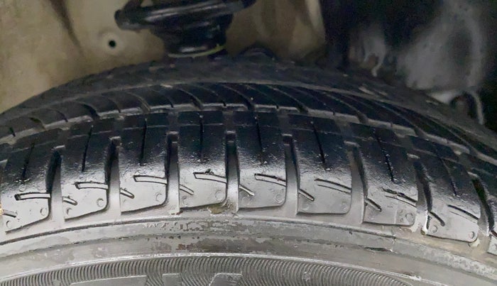 2017 Maruti IGNIS SIGMA 1.2, Petrol, Manual, 51,705 km, Right Front Tyre Tread