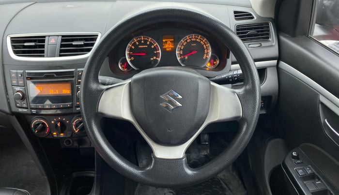 2015 Maruti Swift VXI, Petrol, Manual, 1,10,410 km, Steering Wheel Close Up