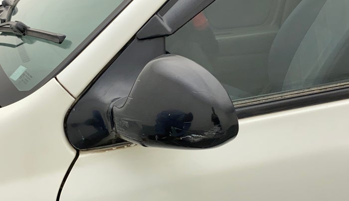 2013 Maruti Alto K10 LXI, Petrol, Manual, 30,711 km, Left rear-view mirror - Minor scratches