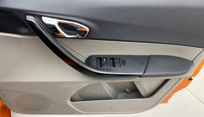 2019 Tata Tiago XZ+ 1.2 Revotron, Petrol, Manual, 67,974 km, Driver Side Door Panels Control