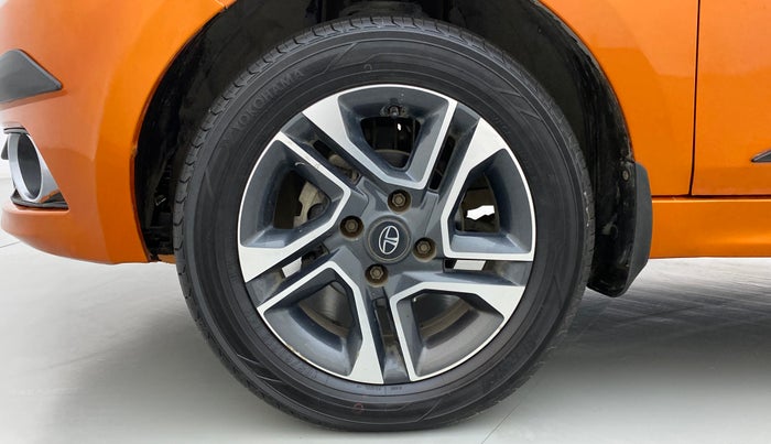 2019 Tata Tiago XZ+ 1.2 Revotron, Petrol, Manual, 67,974 km, Left Front Wheel