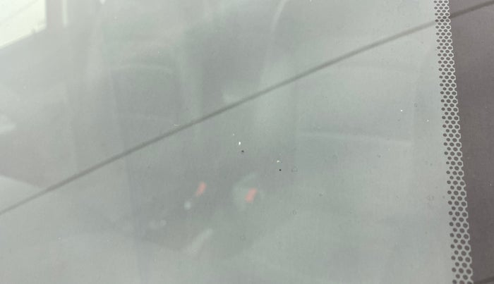 2019 Tata Tiago XZ+ 1.2 Revotron, Petrol, Manual, 67,974 km, Front windshield - Minor spot on windshield