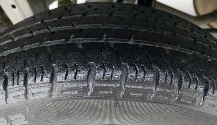 2017 Maruti Alto K10 VXI P, Petrol, Manual, 51,856 km, Right Rear Tyre Tread