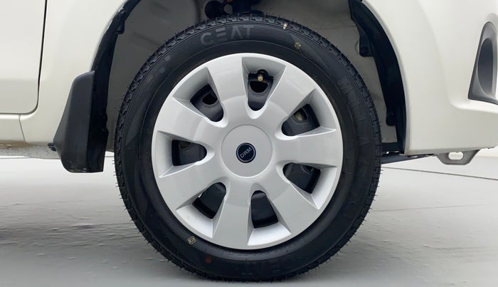 2017 Maruti Alto K10 VXI P, Petrol, Manual, 51,856 km, Right Front Wheel
