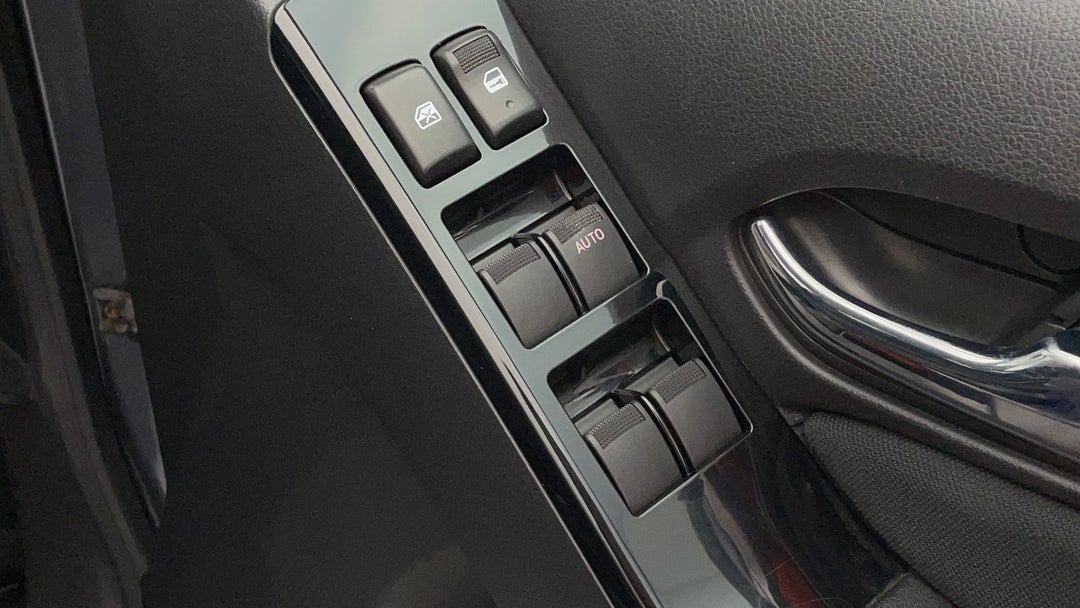 Drivers Side Door Panel Controls