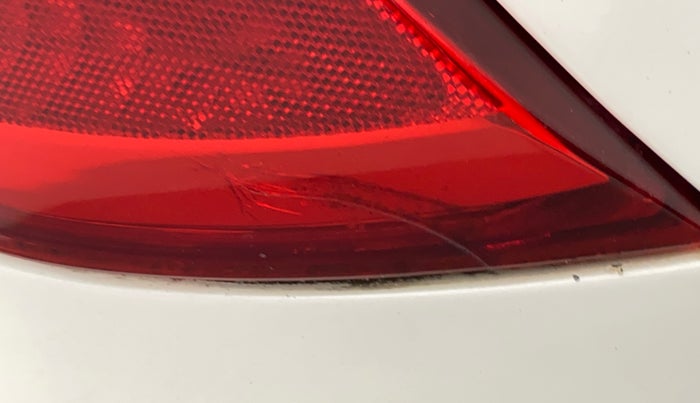 2012 Hyundai Eon D-LITE+, Petrol, Manual, 1,23,598 km, Left tail light - Minor damage