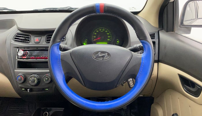 2012 Hyundai Eon D-LITE+, Petrol, Manual, 1,23,598 km, Steering Wheel Close Up