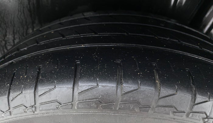 2020 Maruti S Cross ALPHA 1.5 SMART HYBRID, Petrol, Manual, 55,419 km, Left Rear Tyre Tread
