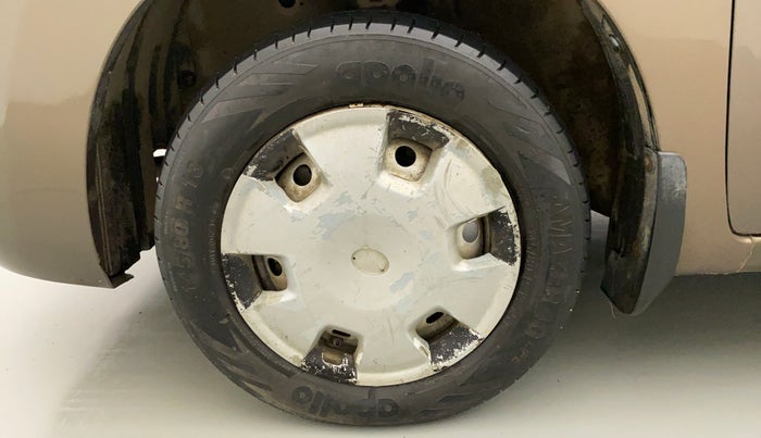 2013 Maruti Wagon R 1.0 LXI CNG, CNG, Manual, 70,382 km, Left Front Wheel