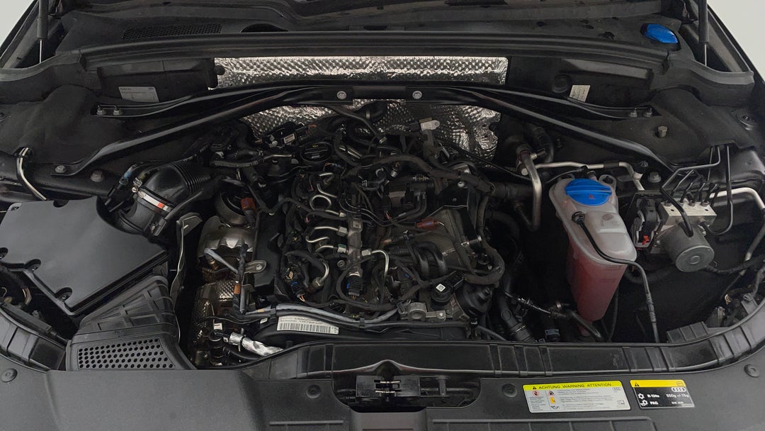 Open Bonnet (Engine)