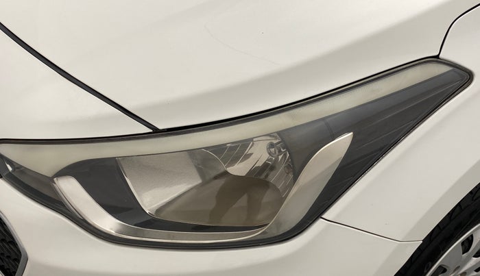 2017 Hyundai Elite i20 MAGNA 1.4 AT, Petrol, Automatic, 70,855 km, Left headlight - Faded