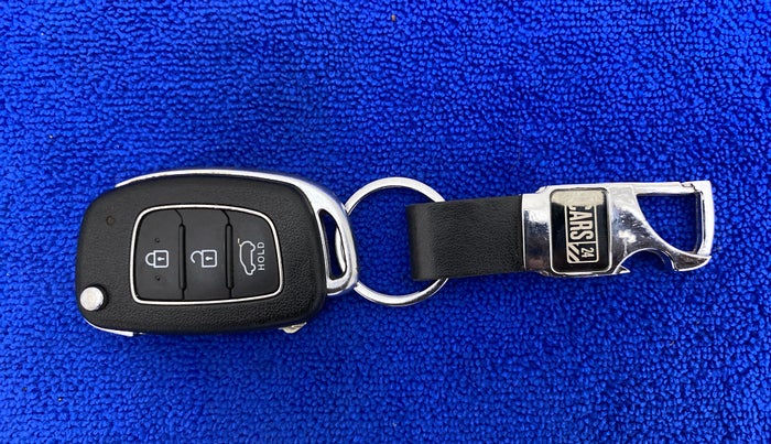 2017 Hyundai Elite i20 MAGNA 1.4 AT, Petrol, Automatic, 70,894 km, Key Close Up