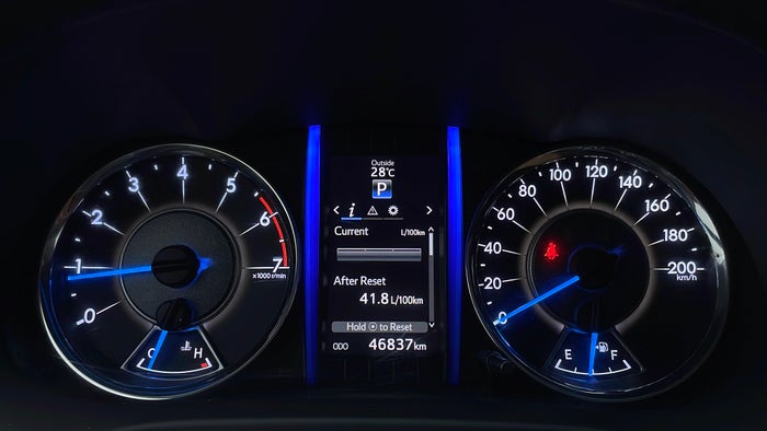 TOYOTA FORTUNER-Odometer View