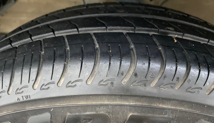 2019 Maruti S PRESSO VXI, Petrol, Manual, Left Front Tyre Tread