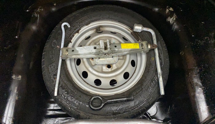 2013 Hyundai Eon D-LITE+, Petrol, Manual, 34,895 km, Spare Tyre