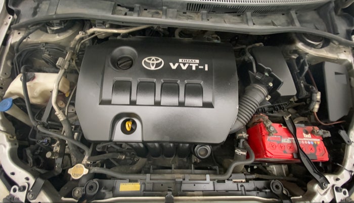 2013 Toyota Corolla Altis GL PETROL, Petrol, Manual, 70,574 km, Open Bonet