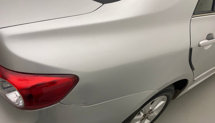 2013 Toyota Corolla Altis GL PETROL, Petrol, Manual, 70,574 km, Right quarter panel - Minor scratches