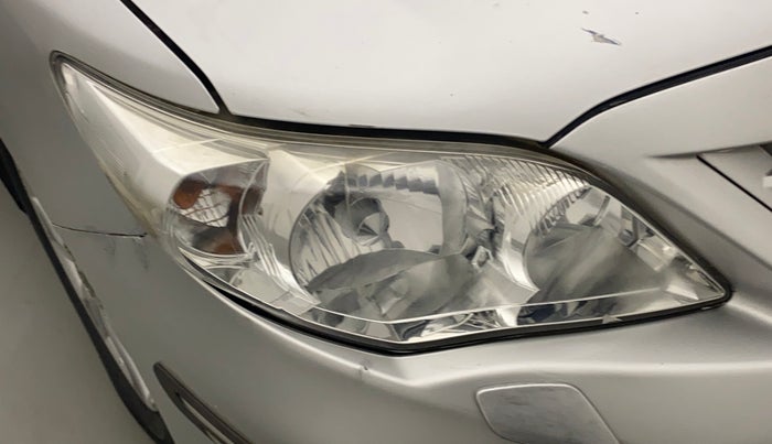 2013 Toyota Corolla Altis GL PETROL, Petrol, Manual, 70,574 km, Right headlight - Minor scratches