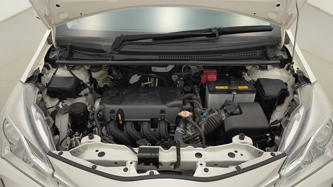 Open Bonnet (Engine)