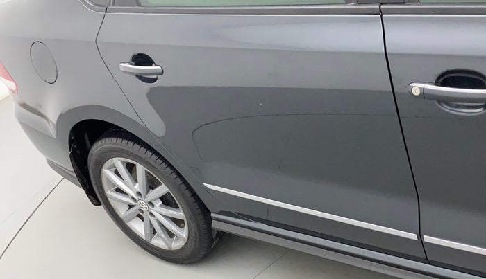 2022 Volkswagen Vento HIGHLINE PLUS 1.0L TSI AT, Petrol, Automatic, 23,868 km, Right rear door - Minor scratches