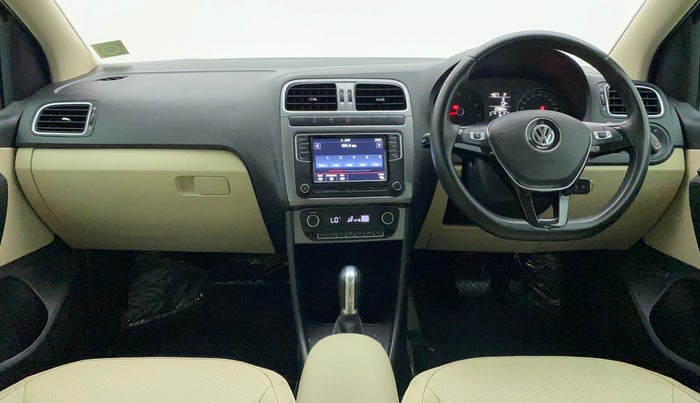 2022 Volkswagen Vento HIGHLINE PLUS 1.0L TSI AT, Petrol, Automatic, 23,868 km, Dashboard