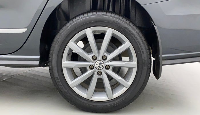 2022 Volkswagen Vento HIGHLINE PLUS 1.0L TSI AT, Petrol, Automatic, 23,868 km, Left Rear Wheel