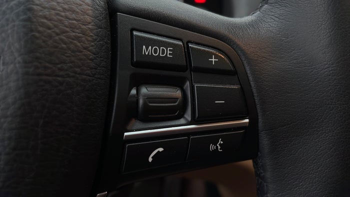BMW 7 SERIES-Drivers Control