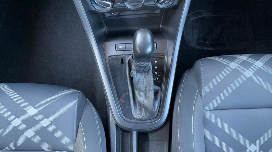 2021 MG Mg3 Auto Core, Automatic, 38986 km, Gear Lever 