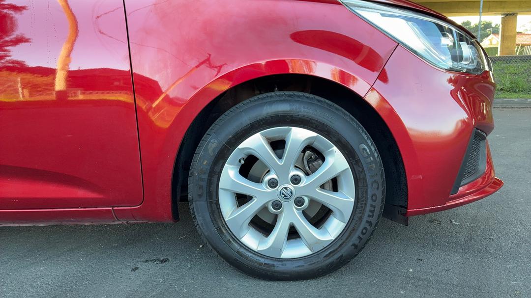 2021 MG Mg3 Auto Core, Automatic, 38986 km, Right Front Wheel