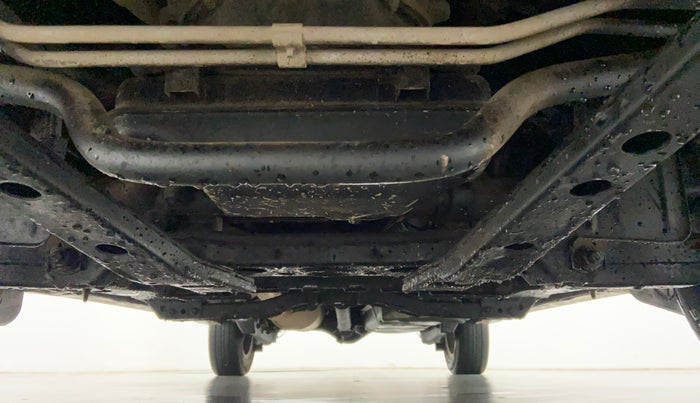 2014 Toyota Innova 2.5 VX 7 STR BS IV, Diesel, Manual, 1,11,630 km, Front Underbody