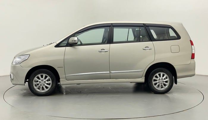 2014 Toyota Innova 2.5 VX 7 STR BS IV, Diesel, Manual, 1,11,630 km, Left Side