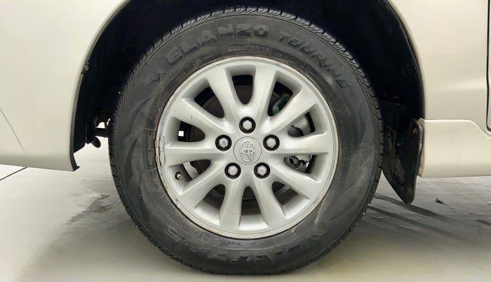 2014 Toyota Innova 2.5 VX 7 STR BS IV, Diesel, Manual, 1,11,630 km, Left Front Wheel