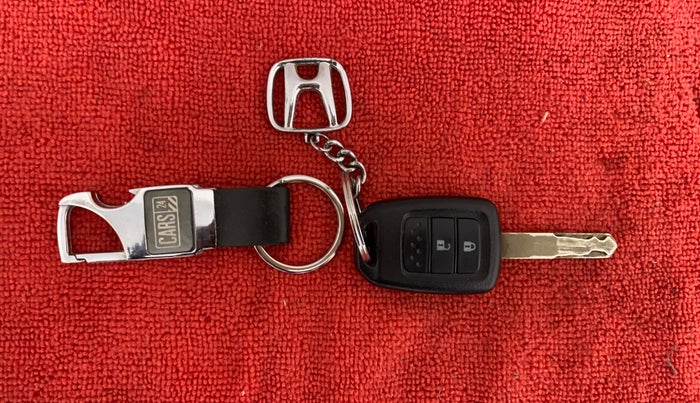 2019 Honda Amaze 1.2L I-VTEC S CVT, Petrol, Automatic, 3,818 km, Key Close Up