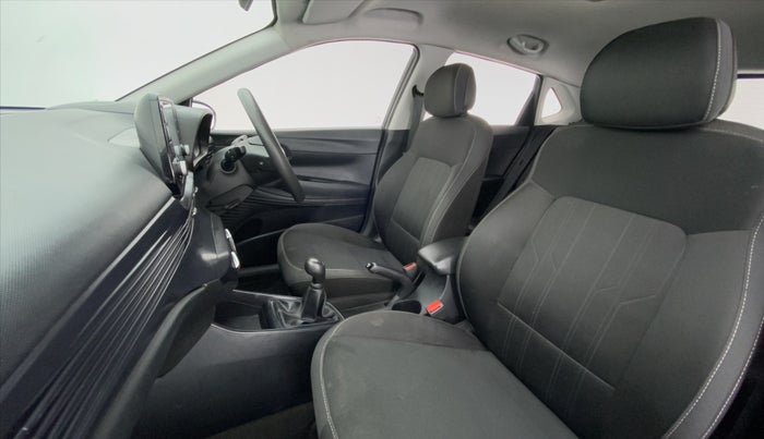 2021 Hyundai NEW I20 SPORTZ 1.2 MT, Petrol, Manual, 27,211 km, Right Side Front Door Cabin