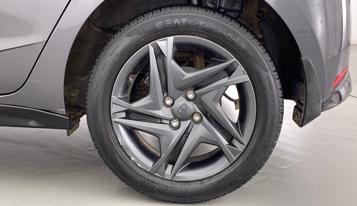 2021 Hyundai NEW I20 SPORTZ 1.2 MT, Petrol, Manual, 27,211 km, Left Rear Wheel