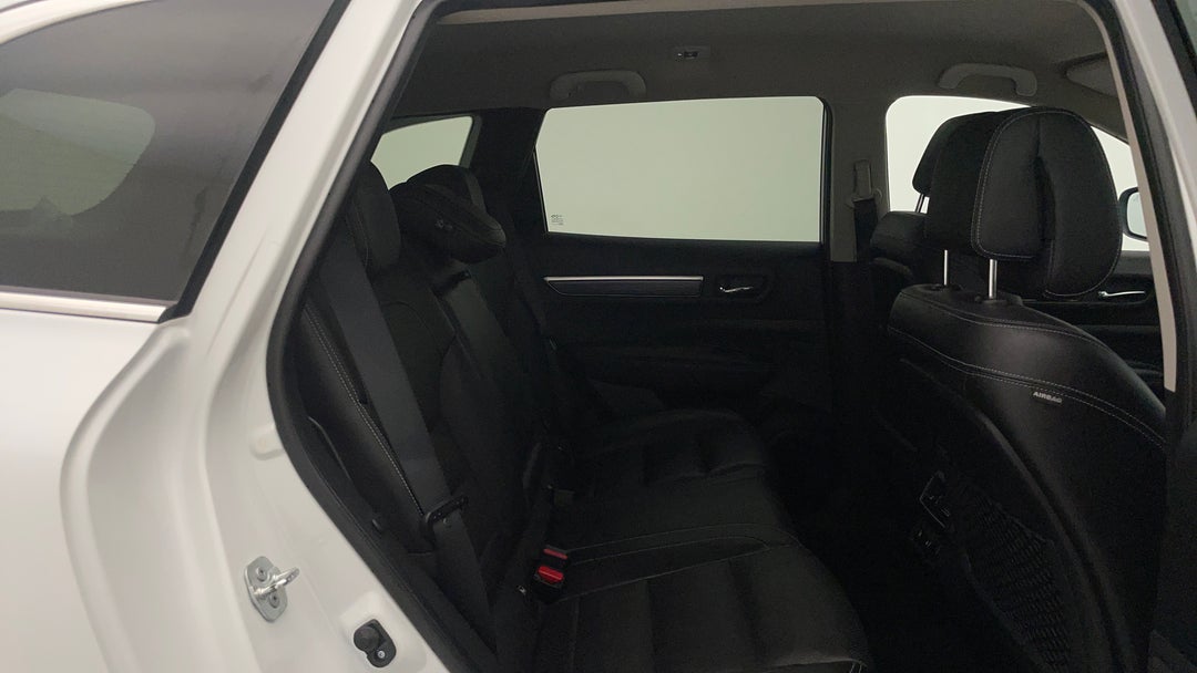 2023 Renault Koleos Zen (4x2), Automatic, 43006 km, Right Side Rear Door Cabin View