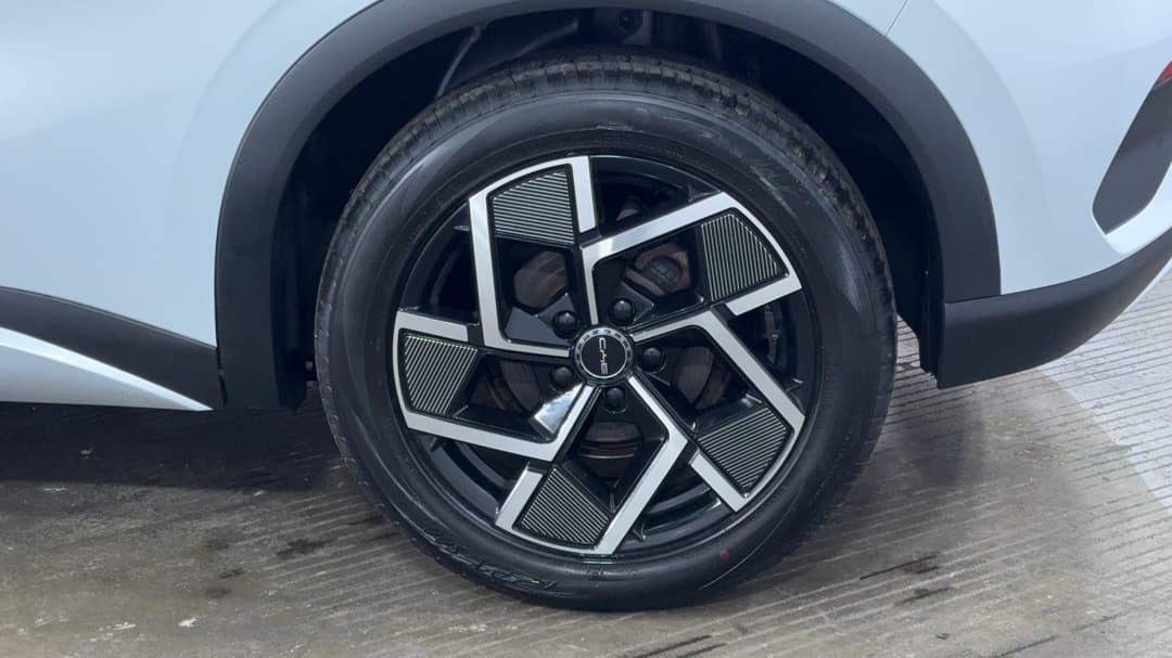 2023 Byd Atto 3 Extended Range, Automatic, 43995 km, Left Rear Wheel