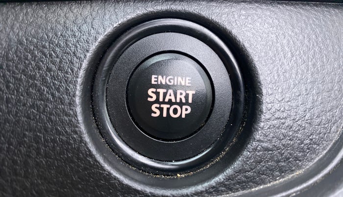 2017 Maruti Swift ZXI D, Petrol, Manual, 51,579 km, Keyless Start/ Stop Button