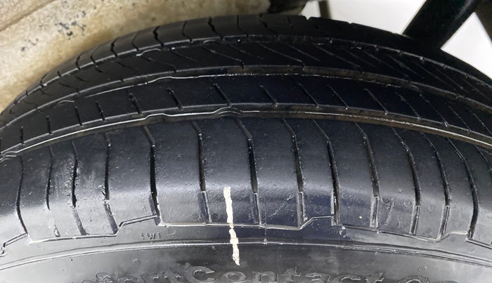 2018 Maruti Wagon R 1.0 VXI, Petrol, Manual, 48,773 km, Left Rear Tyre Tread