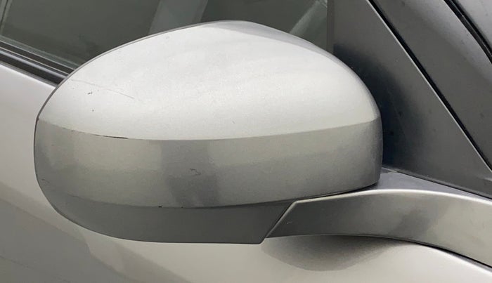 2016 Maruti Swift LXI (O), Petrol, Manual, 48,911 km, Right rear-view mirror - Slight misalignment